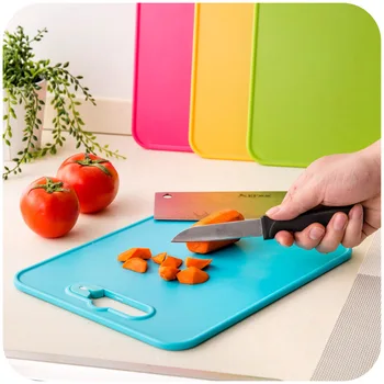 Kuhinja, Kuhanje Orodje Creative Non-slip Desko za Rezanje Prenosni Plastičnih tnalo z Nožem Ostra