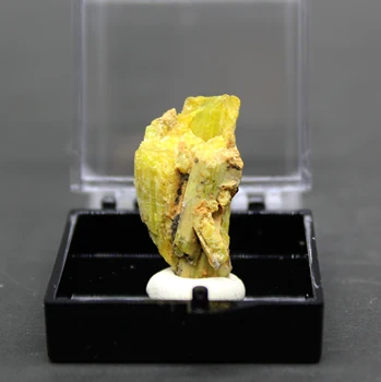 Naravna voda Pyromorphite mineralnih vzorcu kamni in kristali zbirko dragih kamnov, kremena iz Kitajske polje velikost 3.4 cm